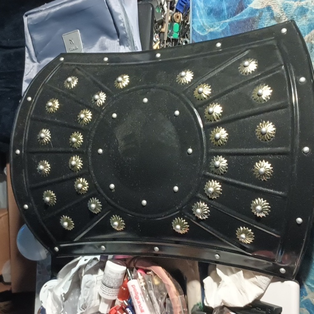 Roman sheild